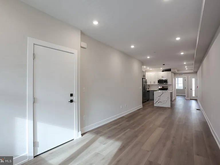 3849 Fairmount Ave #1 — Photo 5