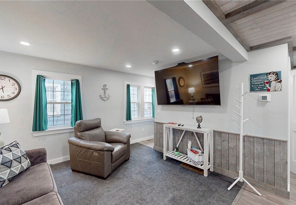 4 Wheeler Ave, Hammondsport, NY 14840 Zillow