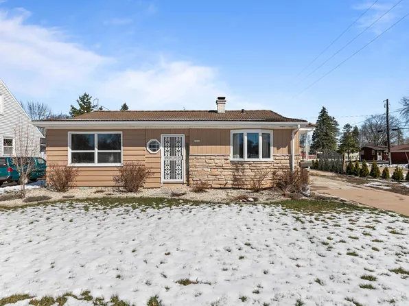 1202 W 6th Ave, Oshkosh, WI 54902