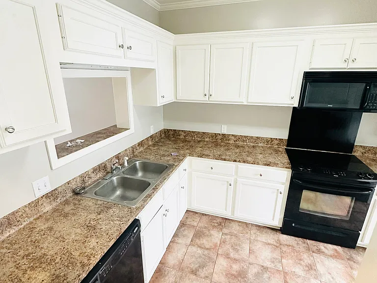 121 Judice Meadows Ln — Photo 3