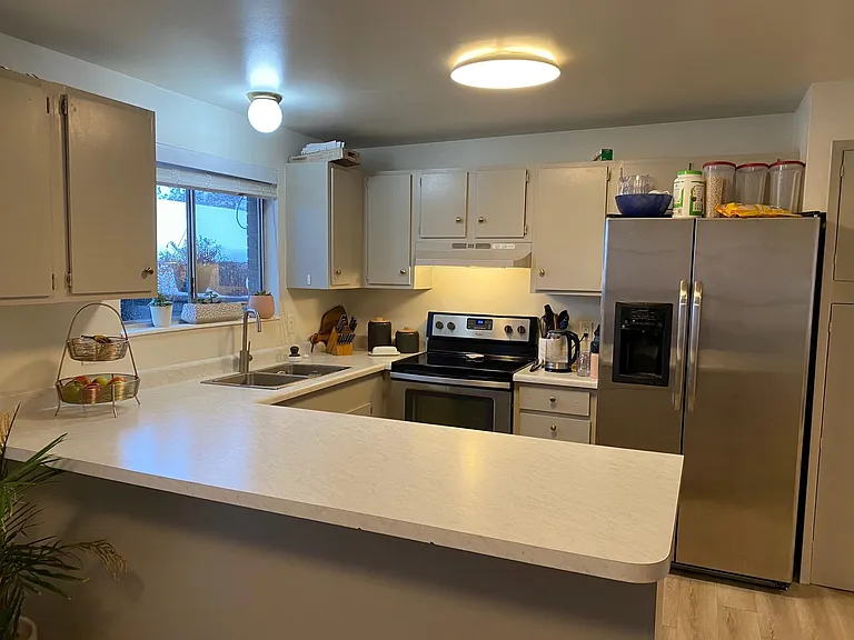 2361 E Phylden Dr #B — Photo 13