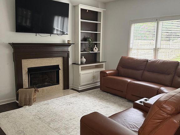 5th image of 7140 Weatherford Dr
