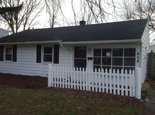 928 East Dr, Sheffield Lake, OH