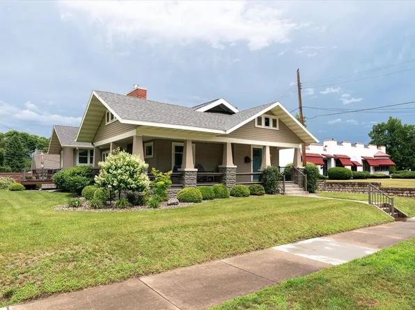 2411 State STREET, La Crosse, WI 54601