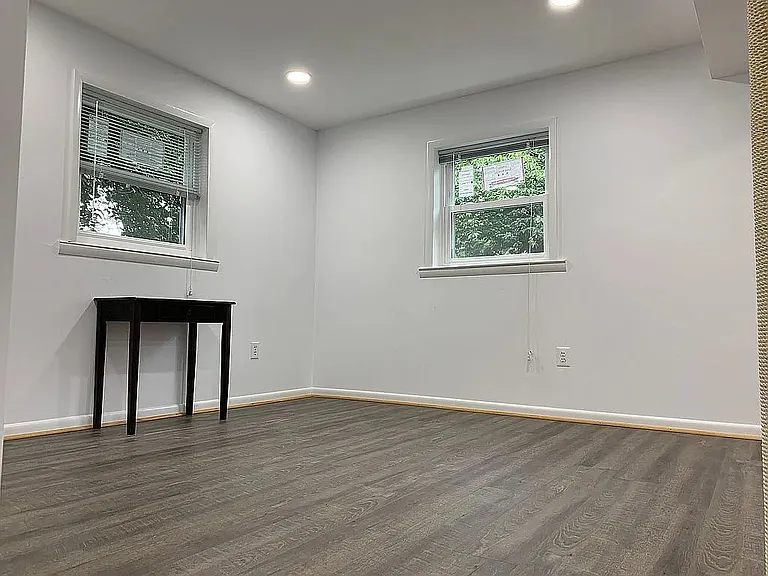 5817 Shana Pl — Photo 15
