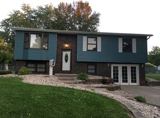 1102 W Hickory St, Jerseyville, IL 62052