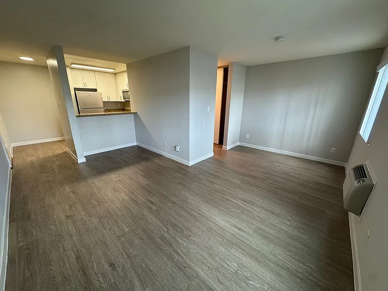 Mesa Palms Apartments — Photo 23