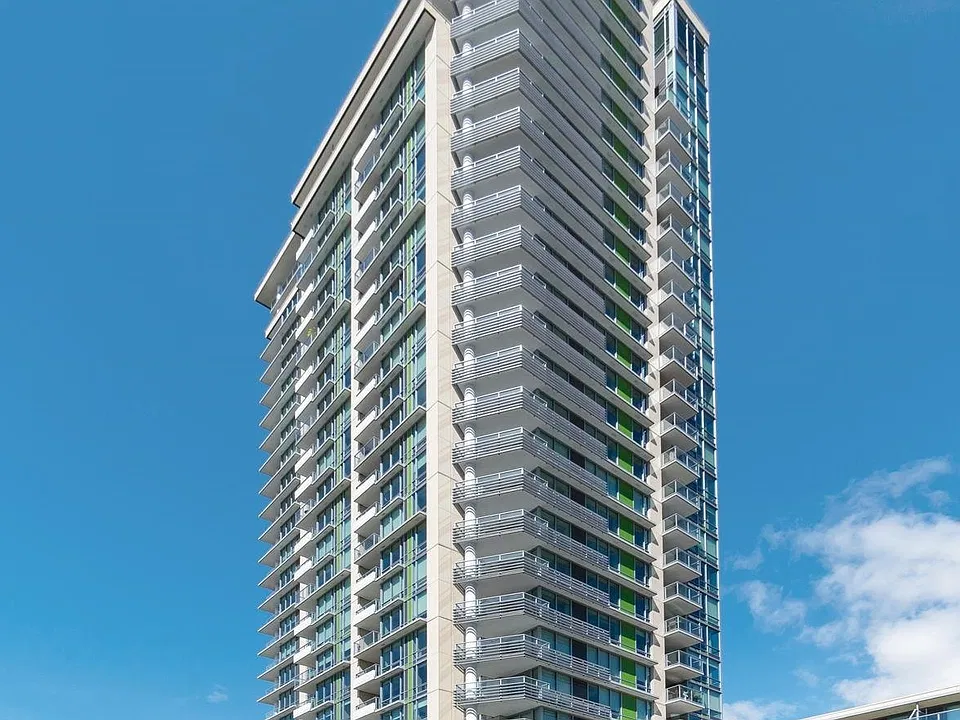 680 Seylynn Cres #2104
