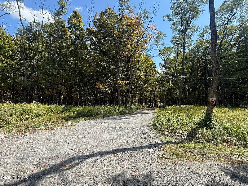 2nd image of L3.22 Clickman Road