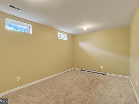 3rd image of 137 Bruaw Dr