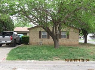 1114 Todd Ln, San Angelo, TX 76903