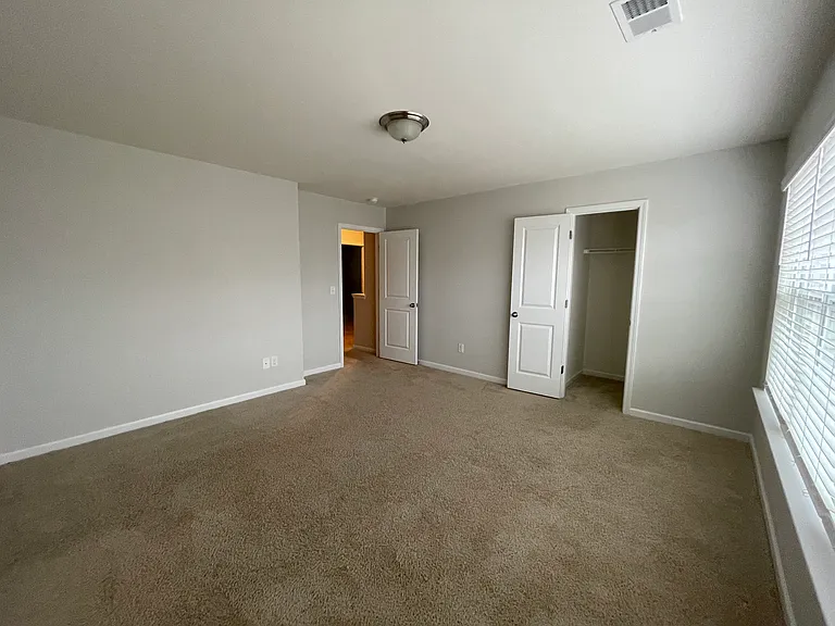 918 Rockleigh Dr — Photo 41