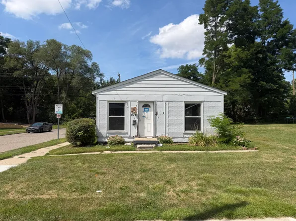 418 Franklin Rd, Pontiac, MI 48341