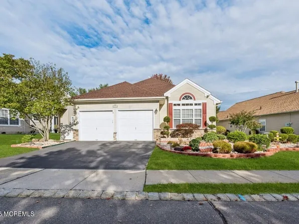 40 Isabella Drive, Manchester, NJ 08759