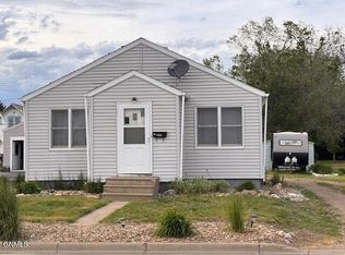 609 E 1st Ave, Plentywood, MT 59254