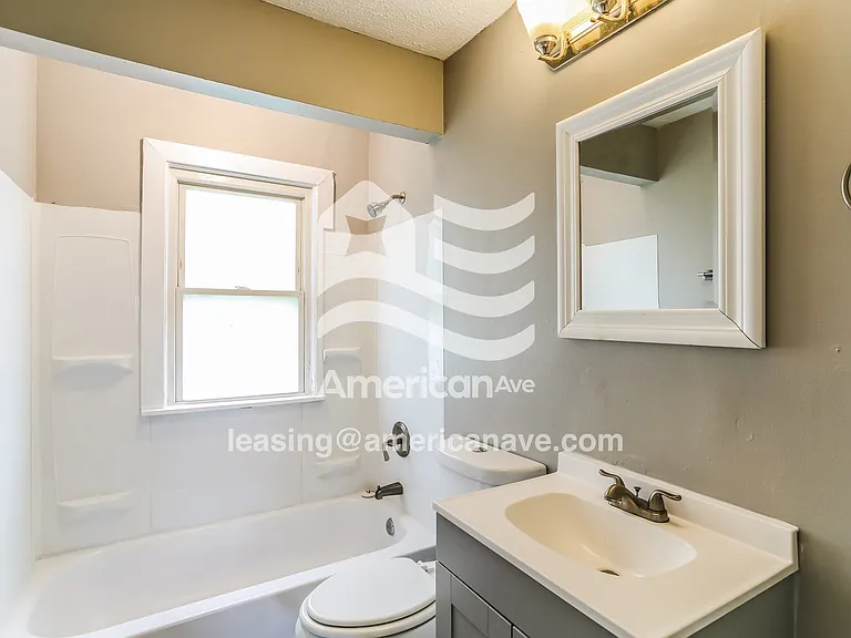 602357_010_main_bathroom_11.jpg