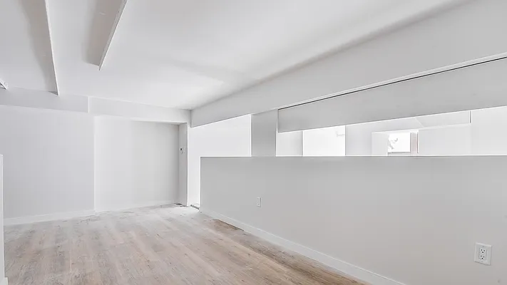 Rented by Nooklyn NYC LLC | media 50