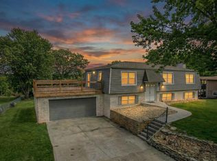 3214 Rolling Hills Dr, Milford, KS 66514