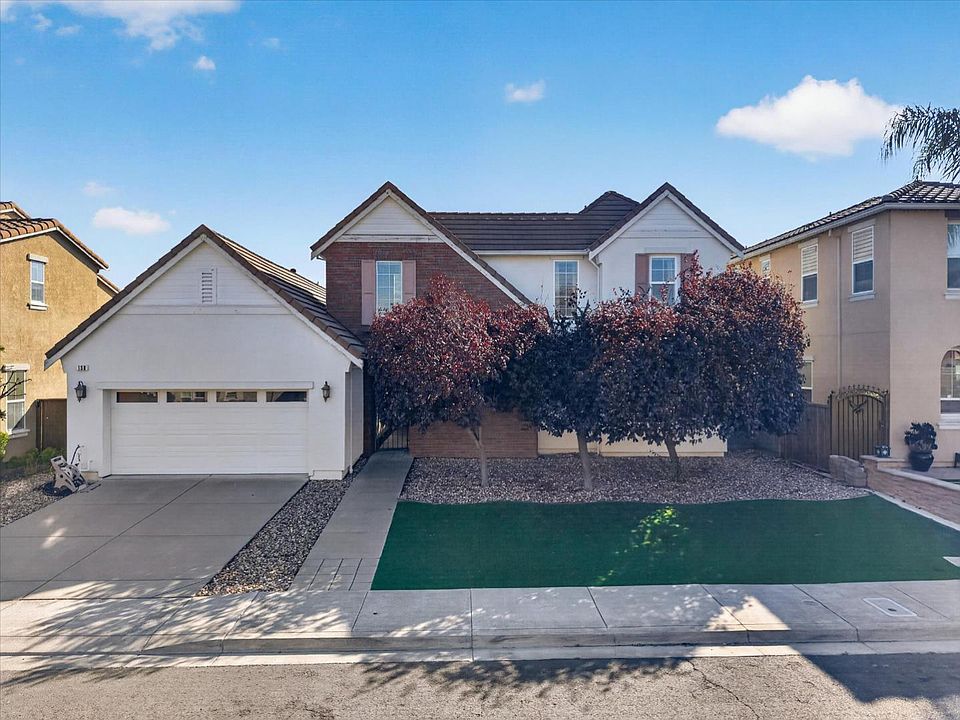 1st image of 138 Terrazzo Ln