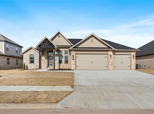 281 Bequette, Centerton, AR 72719