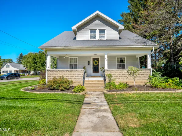 922 Farnsworth Rd, Waterville, OH 43566