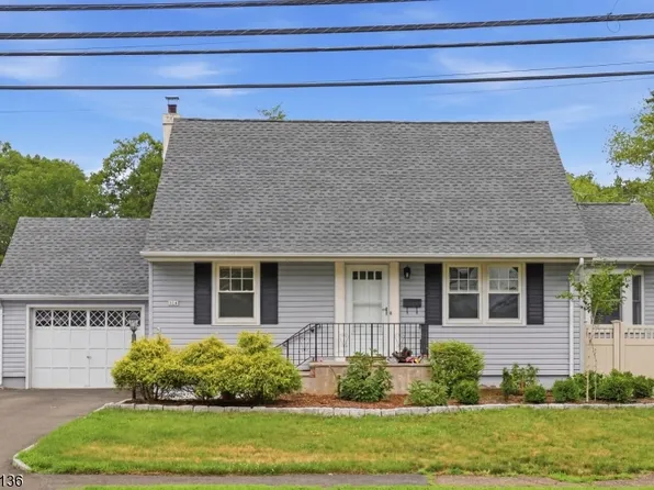 124 Rivervale Rd, River Vale Twp., NJ 07675