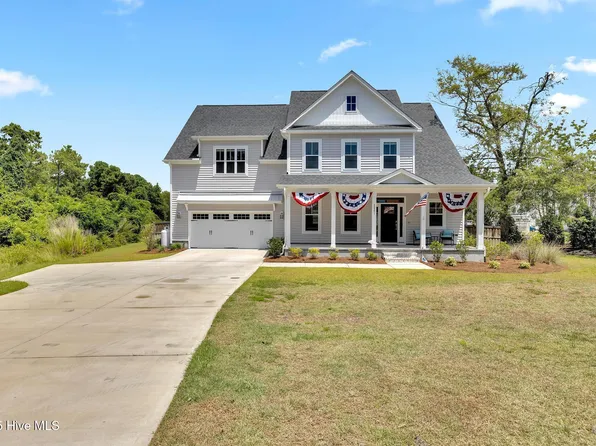 2201 Sloop Point Road, Hampstead, NC 28443