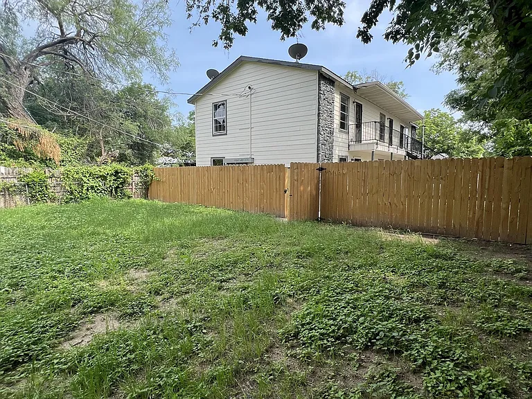 1723 W Mayfield Blvd #2 — Photo 11