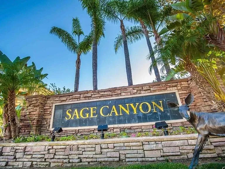 2505 San Gabriel Way #203 — Photo 2