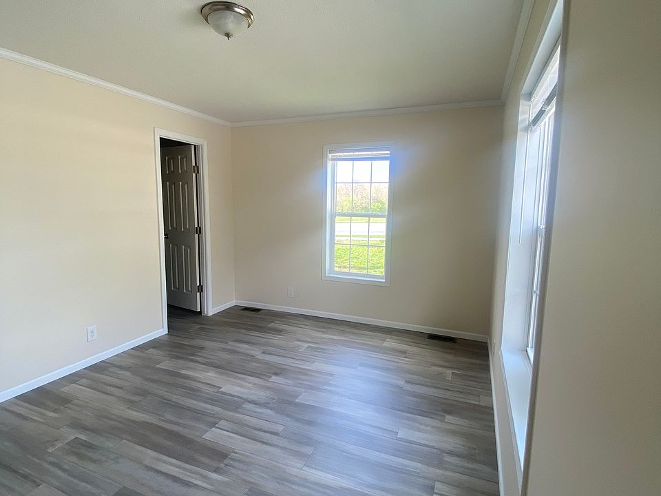 1st image of 315 W Gordon Pike #184