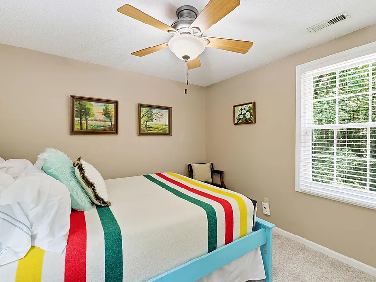106 Dilworth Ct — Photo 32