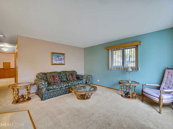 4th image of 820 Sunnyside Ave