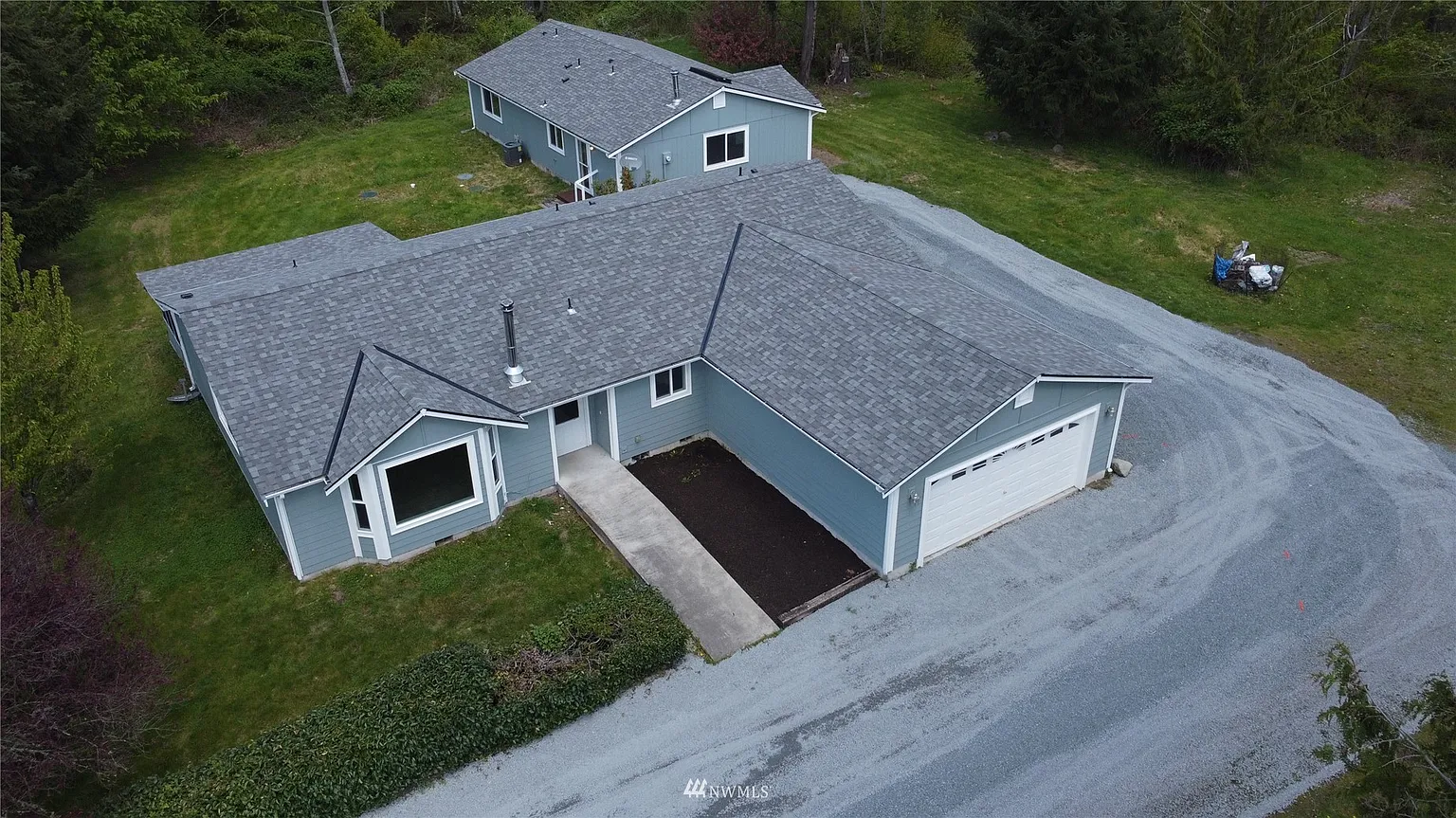 12405 Holtz Road E photo 1