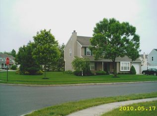 6 Wheatsheaf Cir, Clayton, NJ 08312