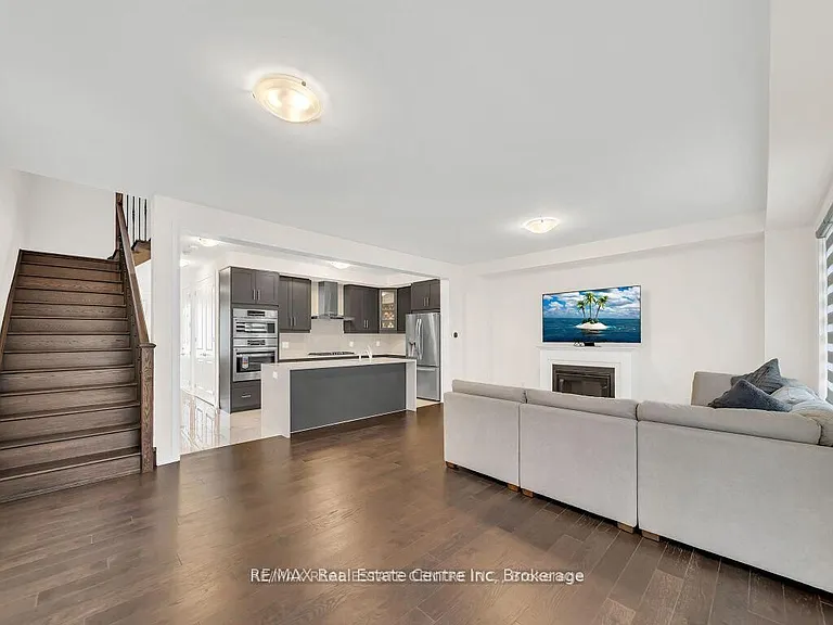 312 Bismark Dr — Photo 4