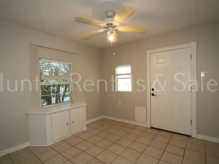 4307 Frontier Trl — Photo 11