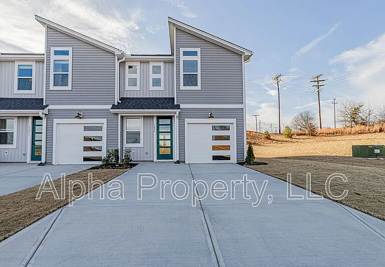 1455 Darrowby Way — Photo 1