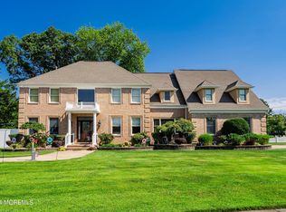 978 Utah Dr, Toms River, NJ 08753