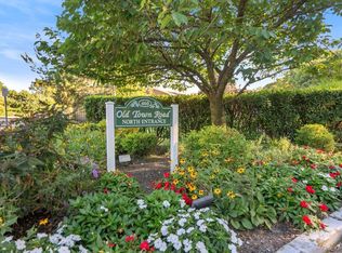 460 Old Town Road #27L, Port Jefferson Station, NY 11776