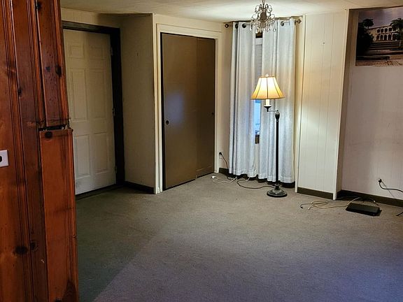 5th image of 7011 Kennedy Ave