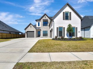 1746 Spring View Dr, Friendswood, TX 77546