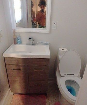 1/2 bathroom 