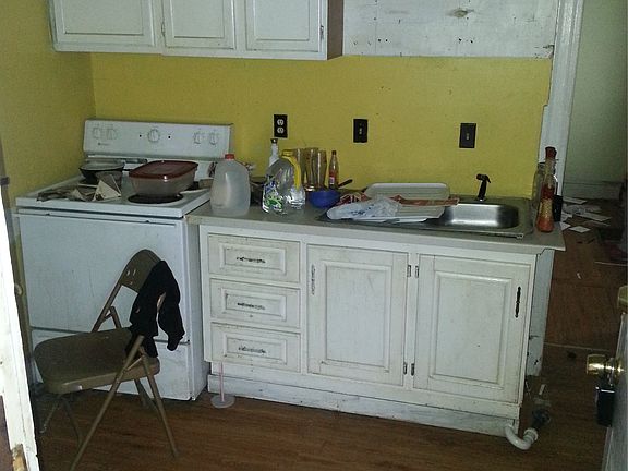 5th image of 6718 College Ave