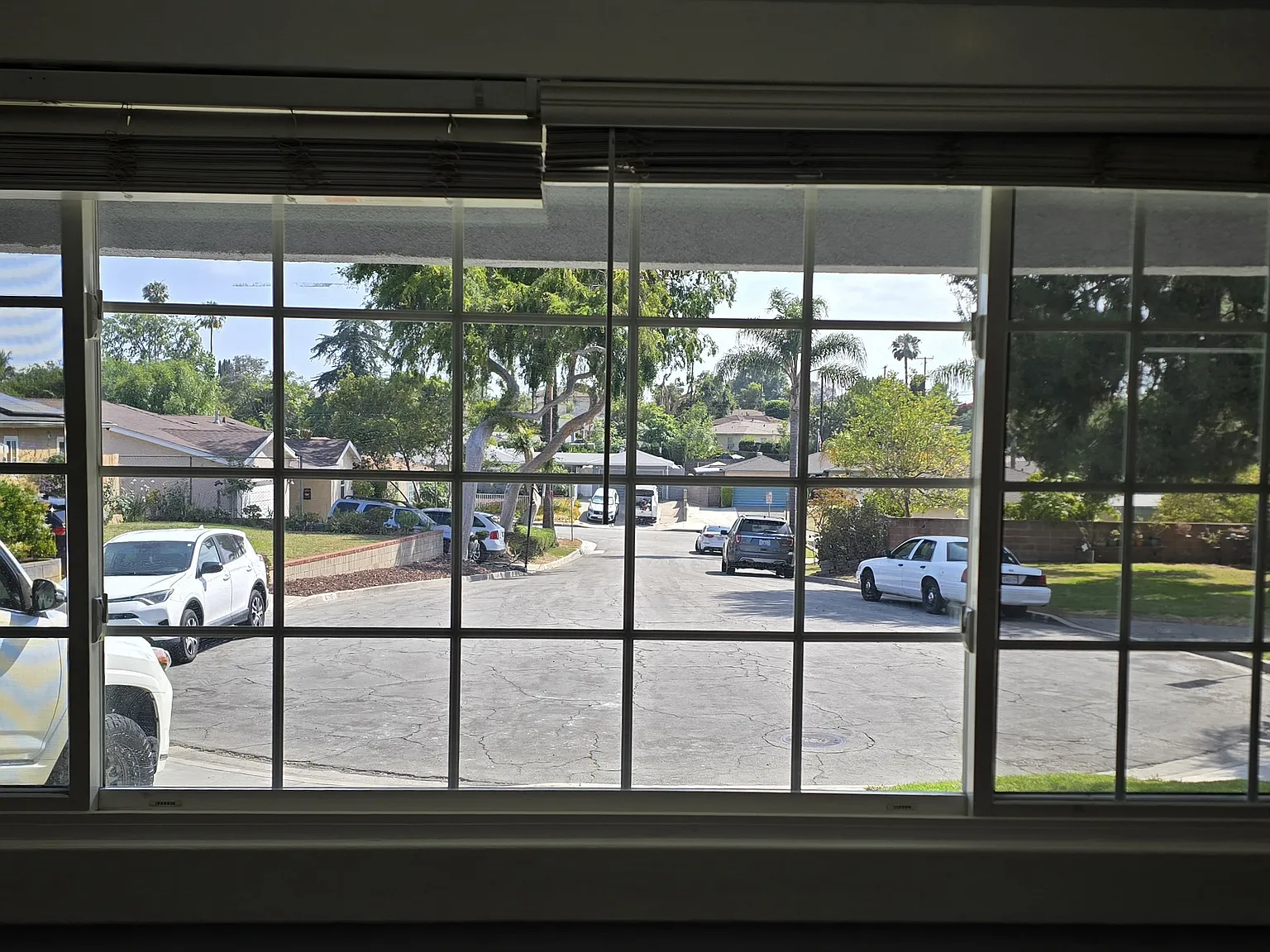 3 bed, 1014 sqft, $4,150 — Photo 2