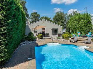 16 Mill St, Eatontown, NJ 07724