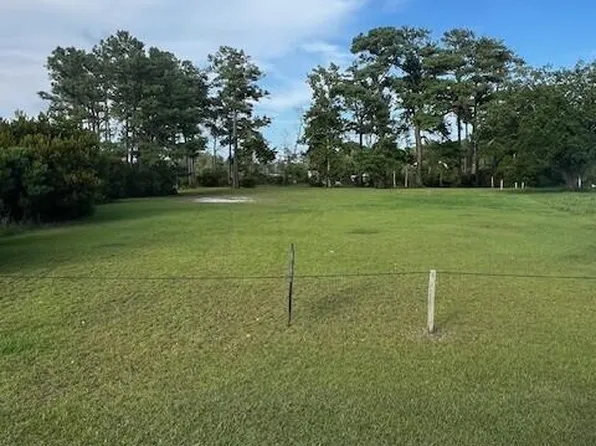 102 Jade Street, Beaufort, NC 28516