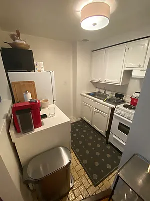 Rented by Bond New York | media 6