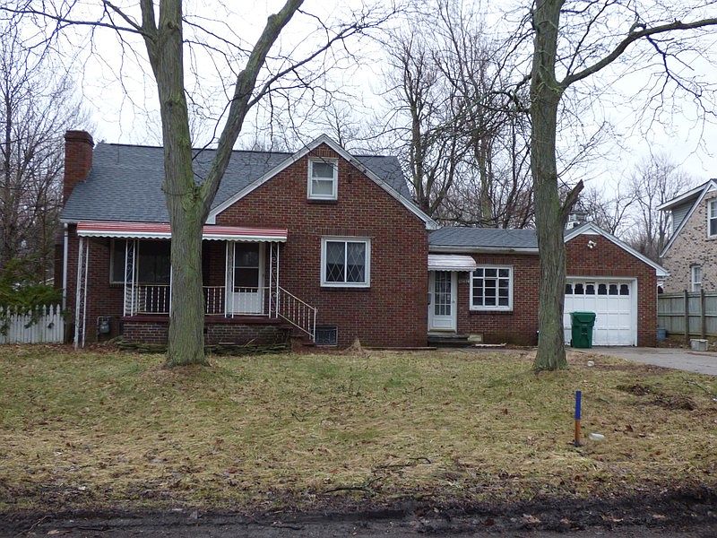 1st image of 5829 Rosewood Ter