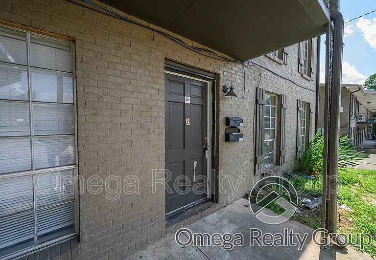 139 Foust Ct #129 — Photo 1