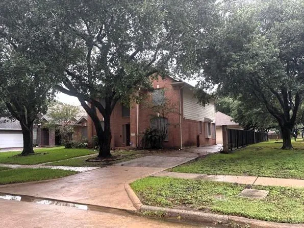 15218 Foster Springs Ln, Houston, TX 77095